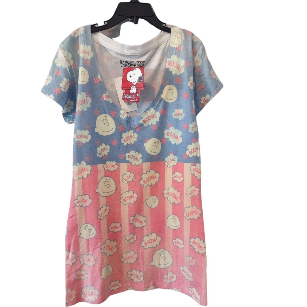 Peanuts Charlie Brown Shirt Girls Medium Whimsical‎ Comic Blue Pink Graphic Tee